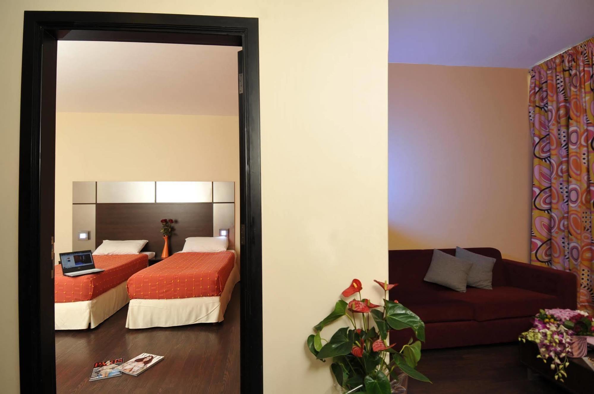 Suite Hotel Merlot - Beirut Eksteriør billede