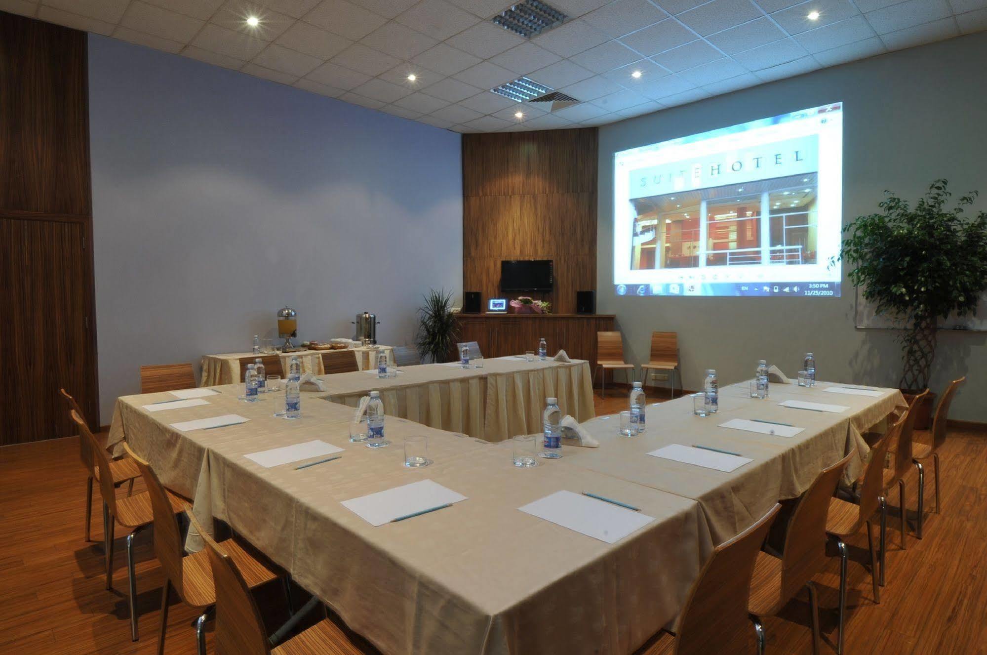 Suite Hotel Merlot - Beirut Eksteriør billede